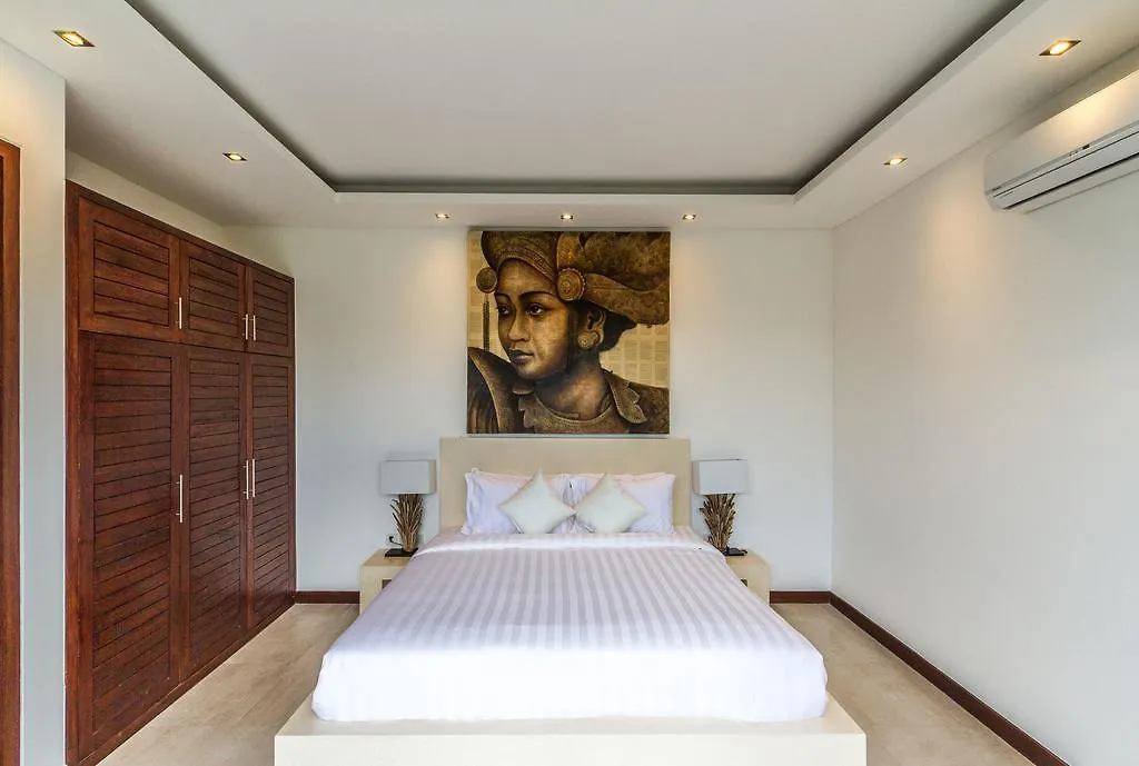 Villa Saha - Elegant 3-Bedroom In Seminyak 0*, Seminyak (Bali) Indonesia